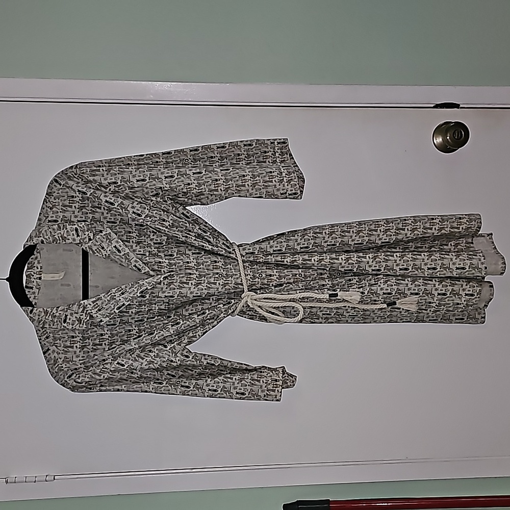 Yargıcı mid length dress size 42 European never worn